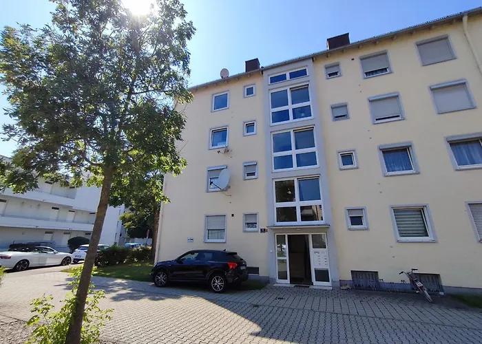 Business & Leisure Apartment